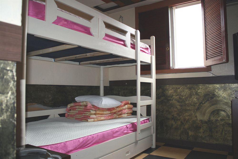 Oppa Hostel Σεούλ Εξωτερικό φωτογραφία